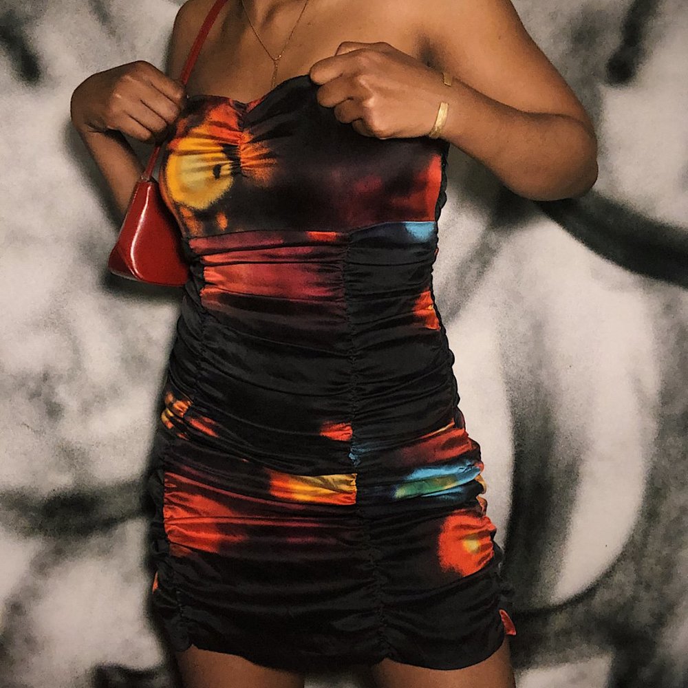Patterned Strapless Dress - Picture 2 of 4